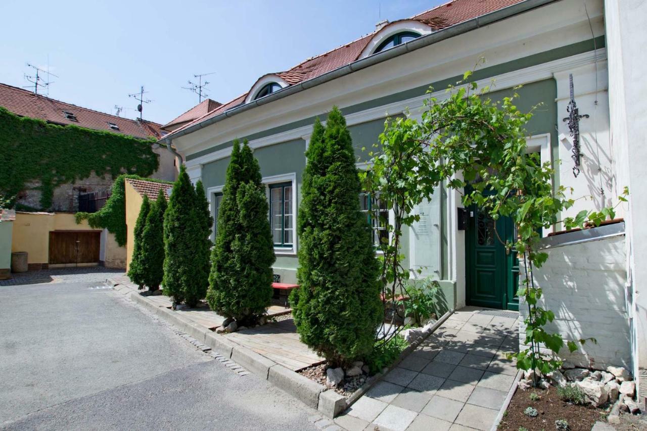 Na Kapucinske Hotel Mikulov Exterior photo